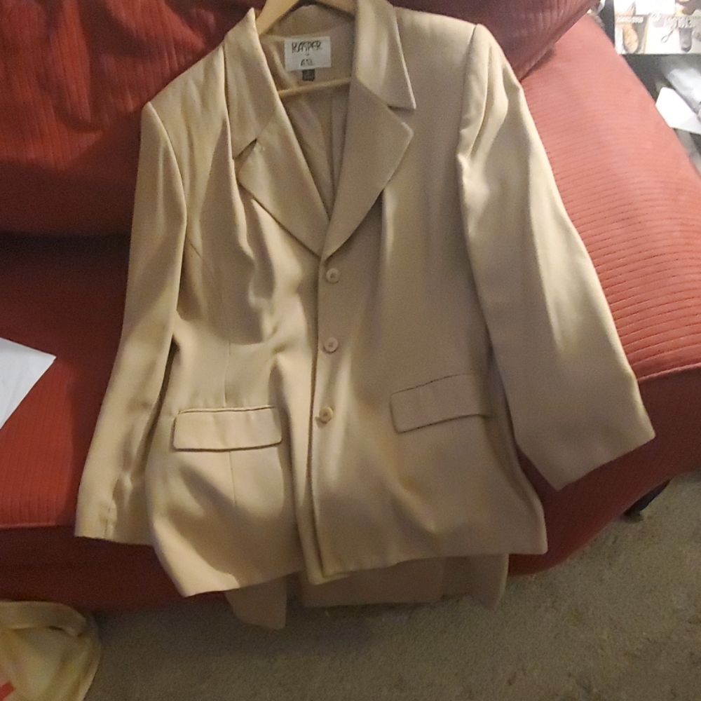Suit